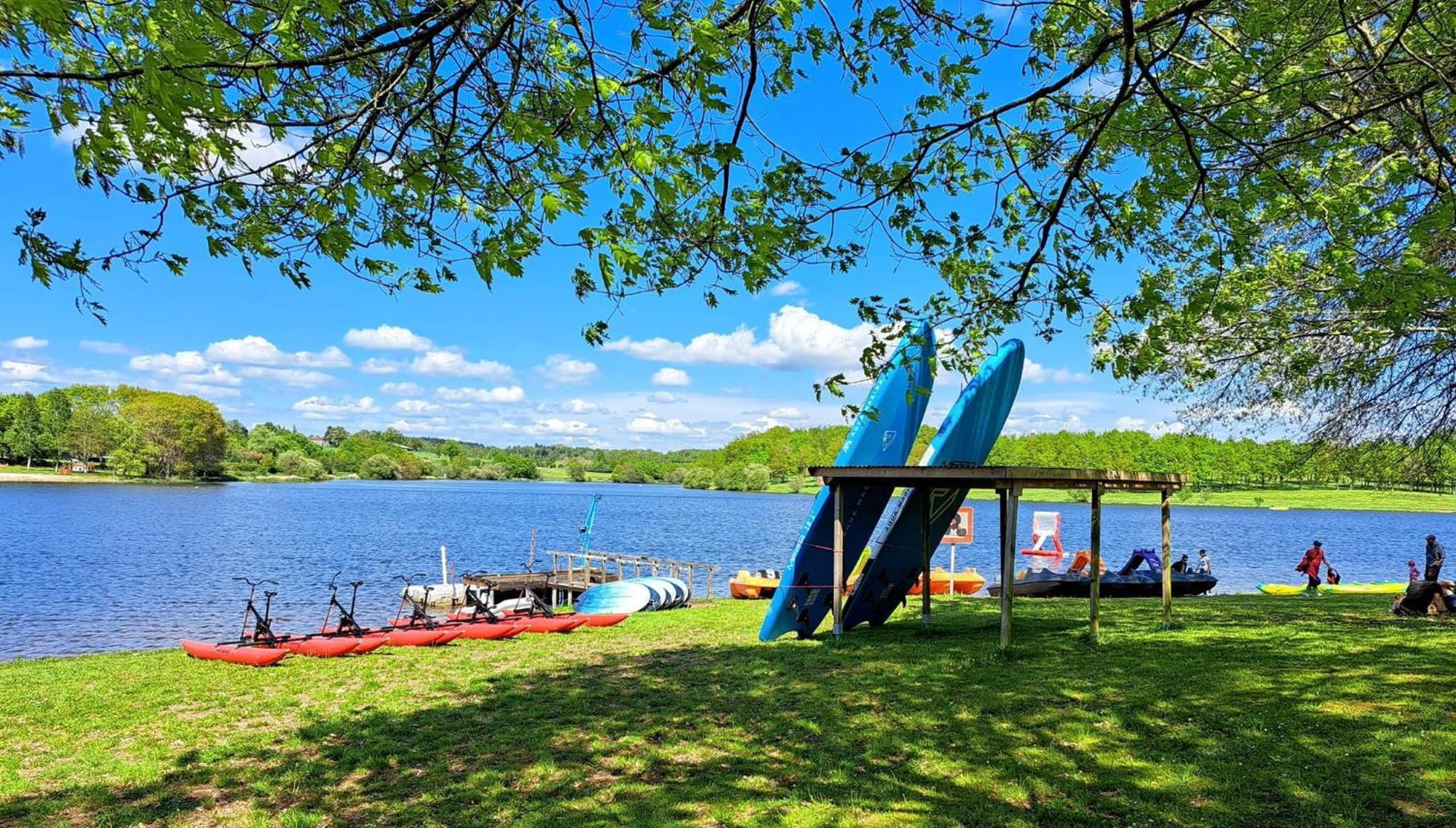 Les Logements Insolites De La Base Nautique Verneuil  Bagian luar foto
